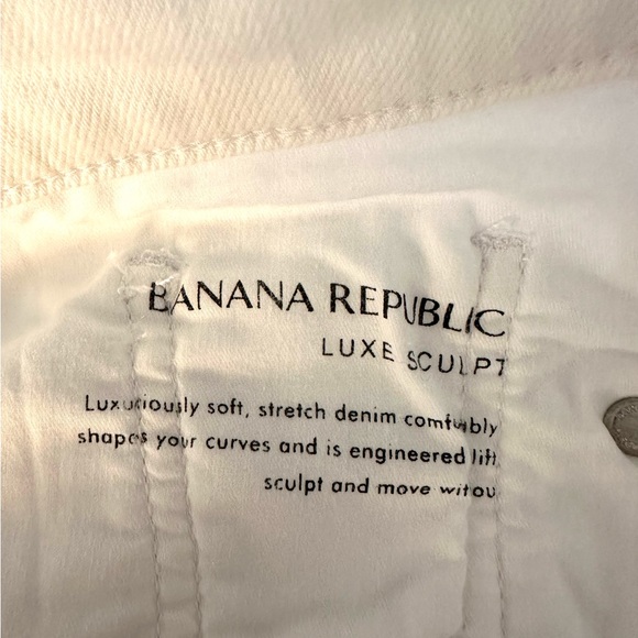 Banana Republic High Rise Straight Jeans NWOT - Picture 9 of 9
